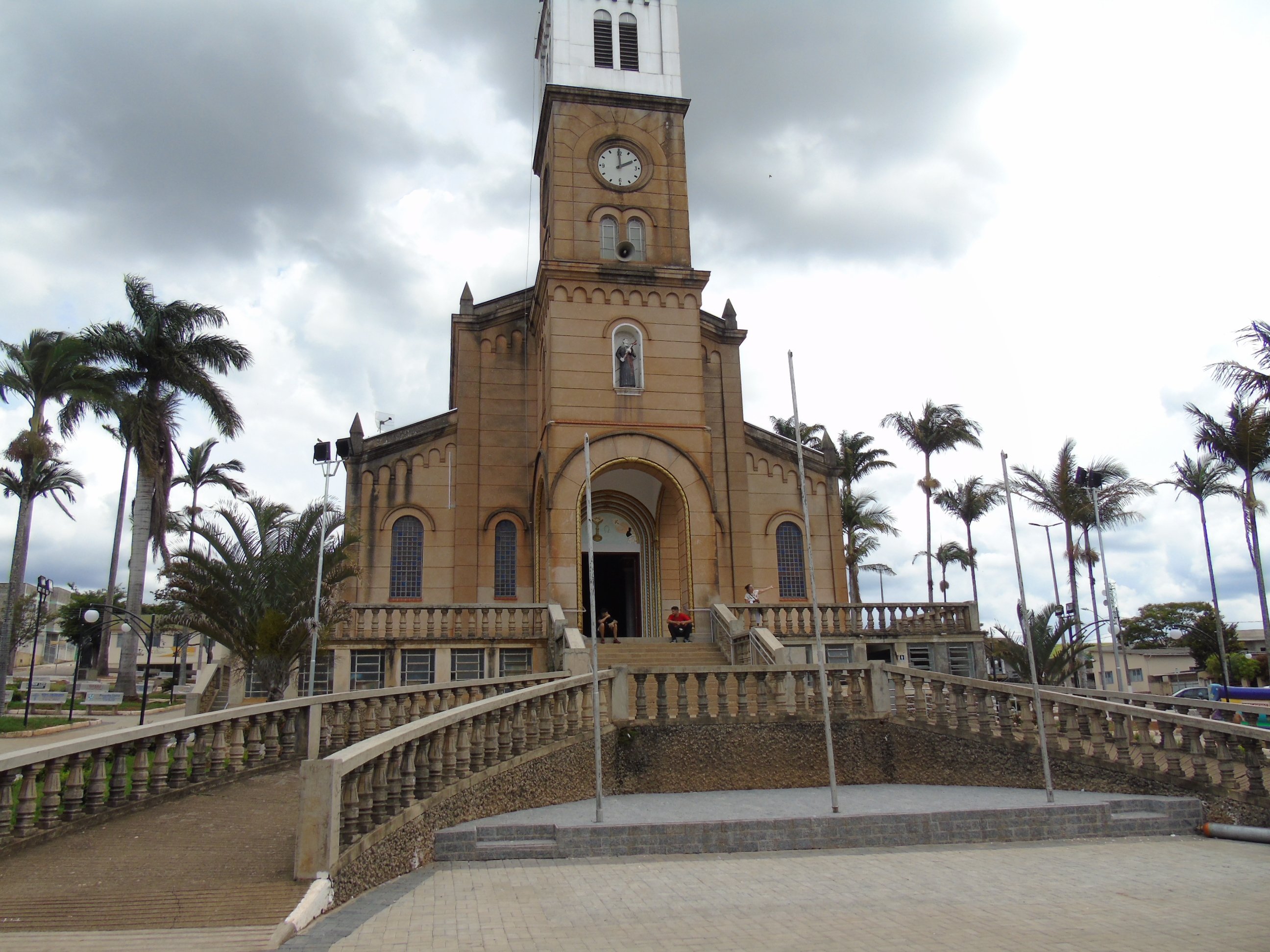 Inconfidentes Minas Gerais fonte: dynamic-media-cdn.tripadvisor.com Fonte: dynamic-media-cdn.tripadvisor.com